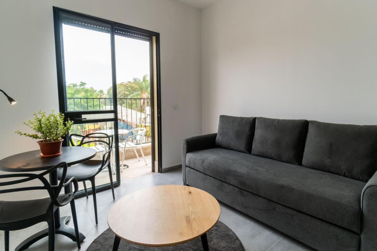 Aparthotel Nahal Oz 33 à Bat Yam Extérieur photo