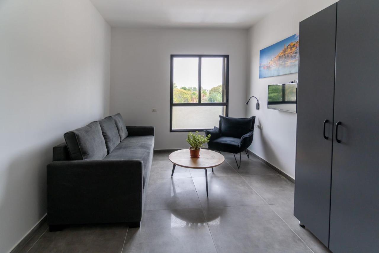 Aparthotel Nahal Oz 33 à Bat Yam Extérieur photo